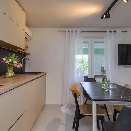 Appartamento In Okrug Gornji With Pool, Terrace, Ac, Wifi, Washing Machine 3436-5