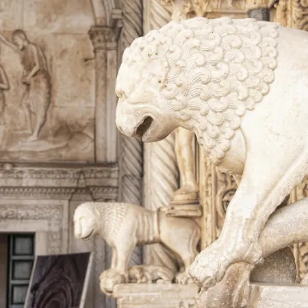 In Okrug Gornji With Pool, Terrace, Ac, Wifi, Washing Machine 3436-5 Appartamento Traù