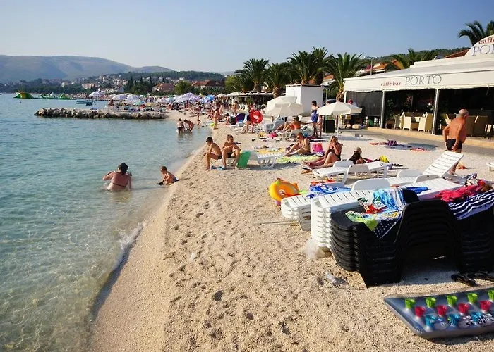 Διαμέρισμα In Okrug Gornji With Pool, Terrace, Ac, Wifi, Washing Machine 3436-5 Τρογκίρ