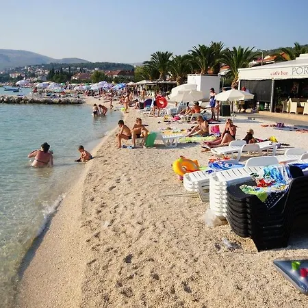 Daire In Okrug Gornji With Pool, Terrace, Ac, Wifi, Washing Machine 3436-5 Trogir